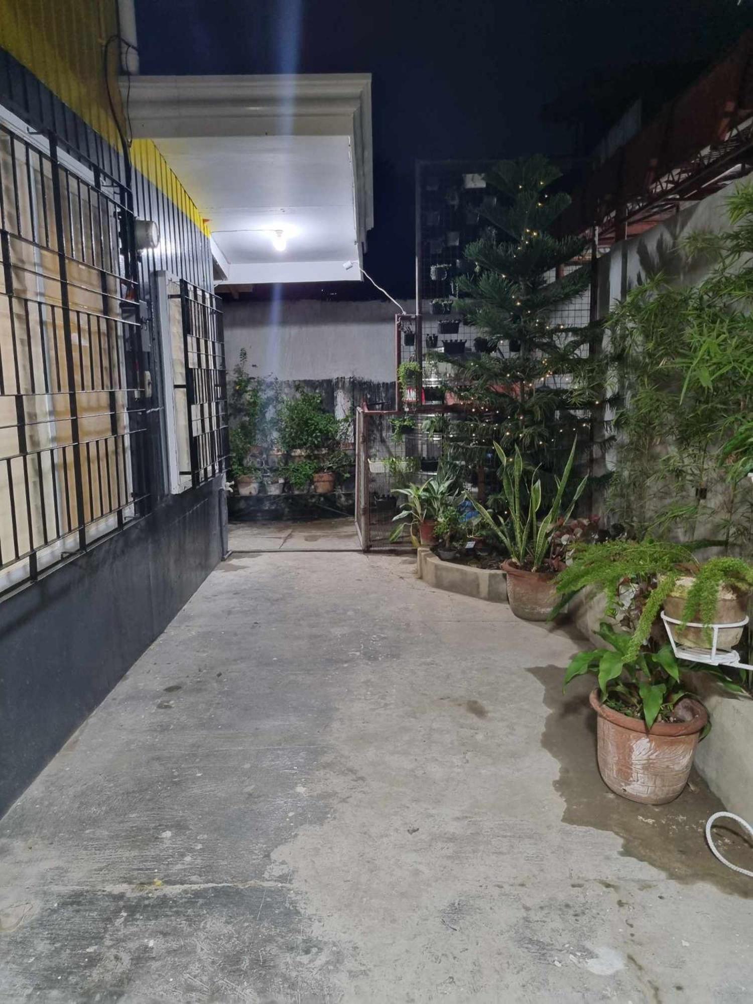 Qhouse - 2 Storey House With 4 Bedrooms And 2 Bathrooms Cagayan de Oro Buitenkant foto